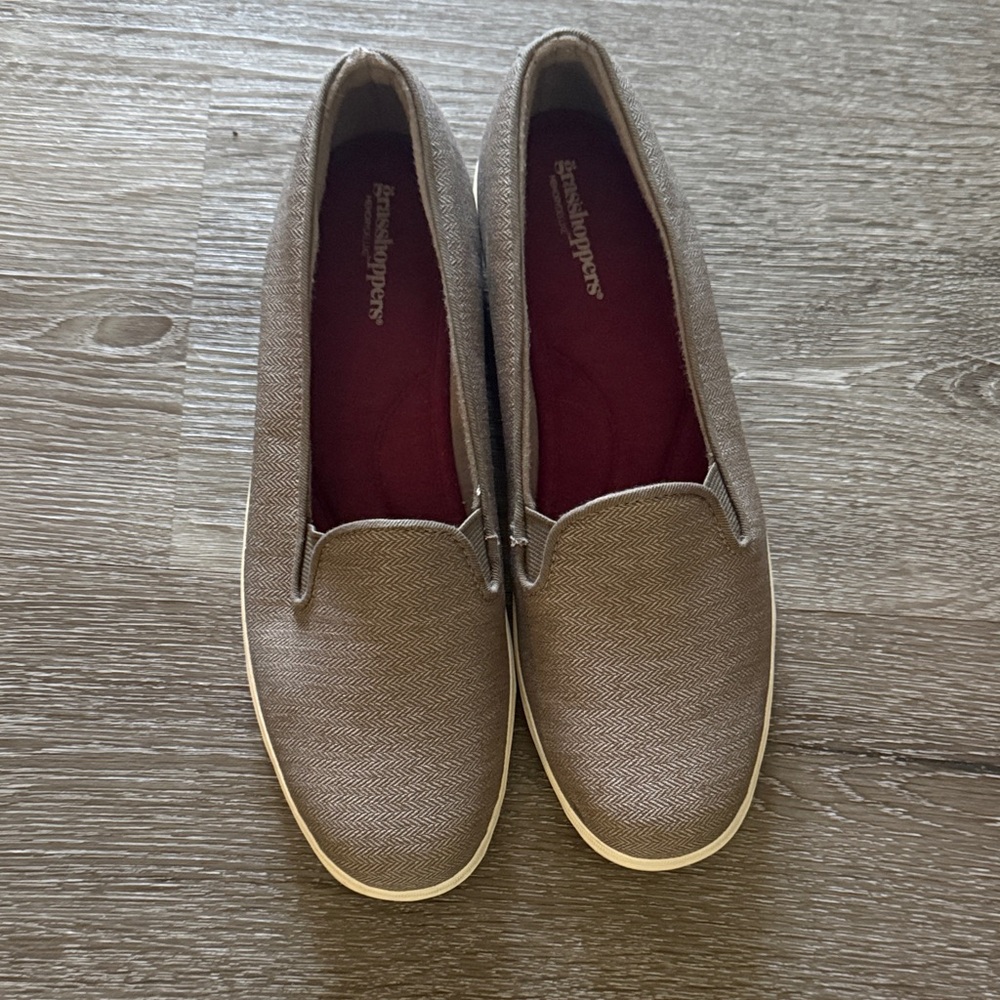 Grasshoppers Women's Taupe Slip-On Loafers